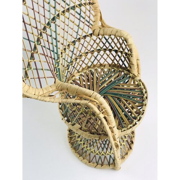 VTG Mini Peacock Rainbow Wicker Fan Back Rattan Chair 16” Doll Plant Stand Cotta - Picture 7 of 12